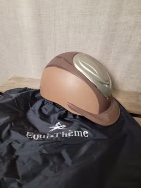 Hjälm 55-58 cm från Equi Theme