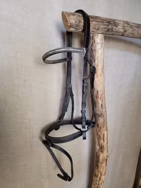 Achenträns svart stl cob med silverspännen