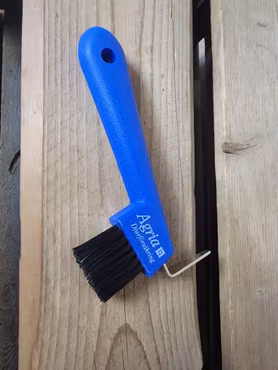 Hovkrats. Ny från Agria