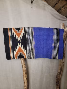 Westernfilt i ull 66 cm lång 93 cm bred