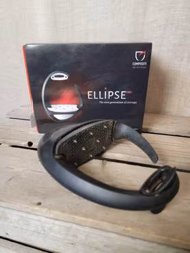 Ellipse Pro stigbyglar i svart från Compositi