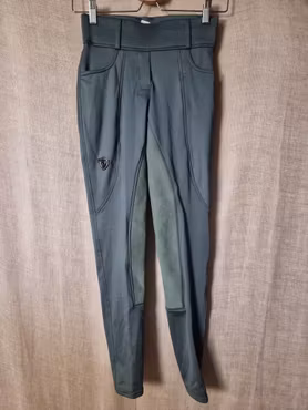 Ridtights helskodda stl 32/34 från Covalliero i dimgrönt