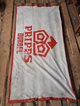 Travtäcke i tjock fleece stl M ?
