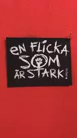 Patch - En flicka som är stark