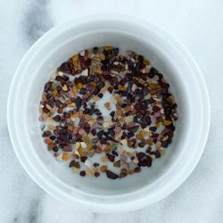 Mookait Kristall-chips Ohålade