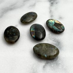 Labradorit Palm Stones