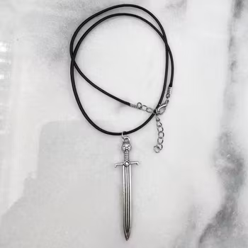 Halsband Svärd