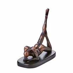 Pose Staty Ben Upp Brons/Svart 18x8x17 cm.