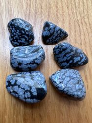 Obsidian, Snöflinge trumlad 20-30mm 1 st