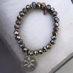 ICON Armband kristallpärlor guldfärgat elastiskt, längd 18 cm