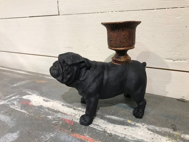 Ljushund, Hund med ljusstake, handmålad med Annie Sloan Chalk Paint Oxford Navy