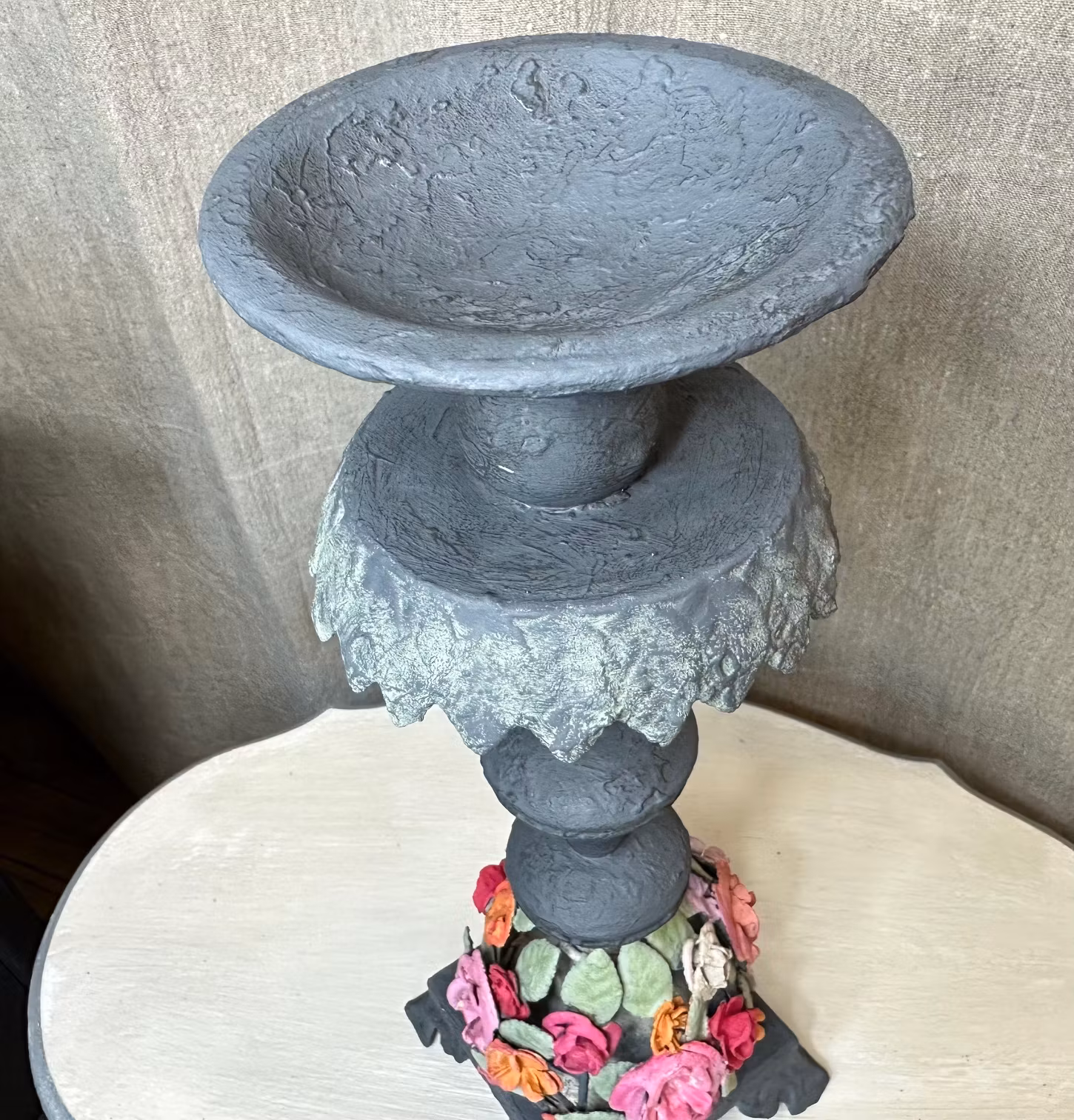 Handmålad ljusstake med blommor 1
