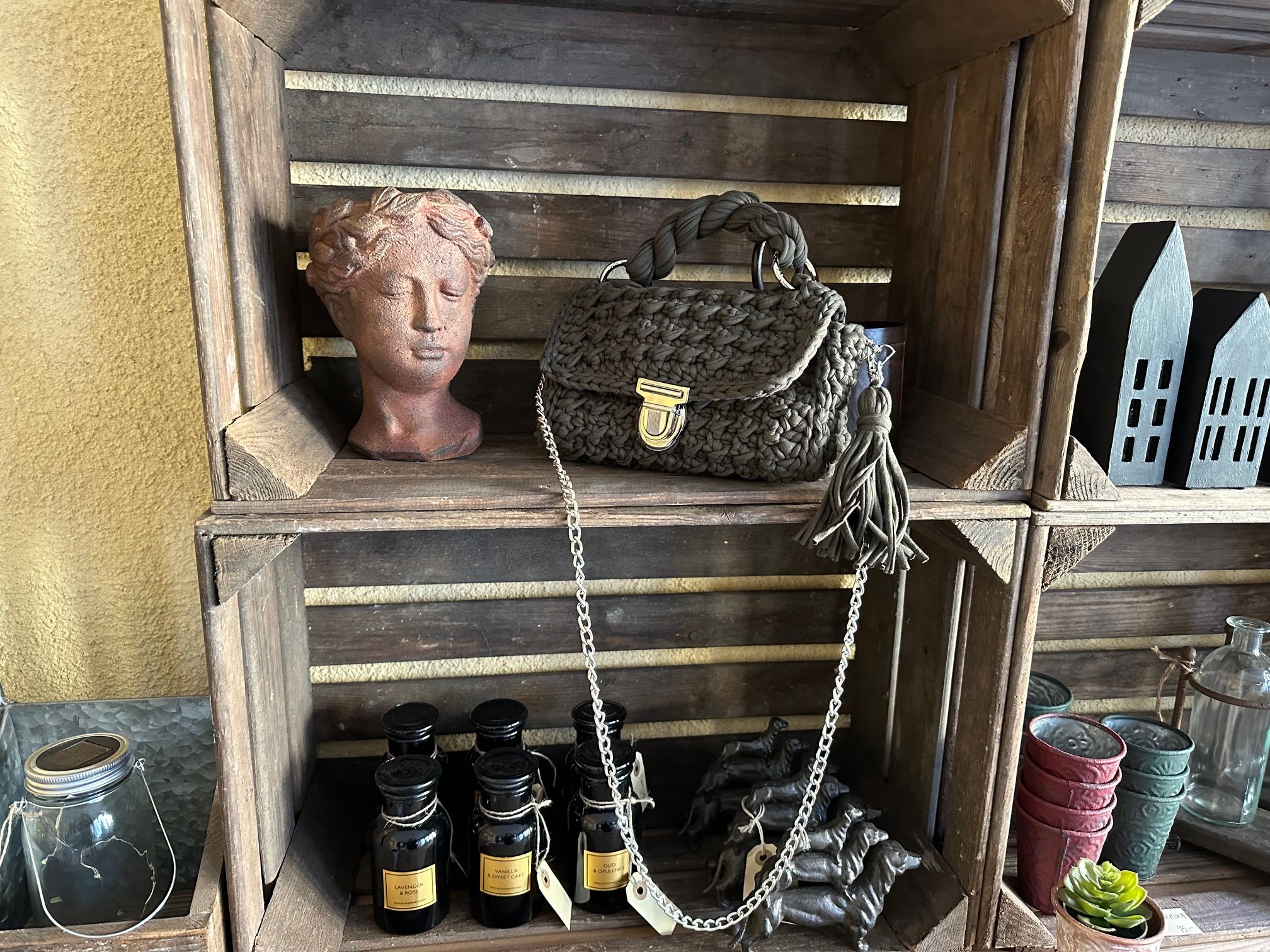 Virkad väska Olivgrön