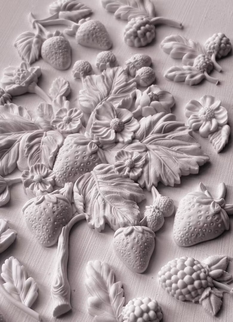 IOD Moulds Wild Berries