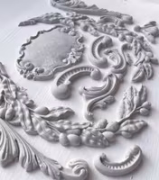 IOD Moulds Olive Crest