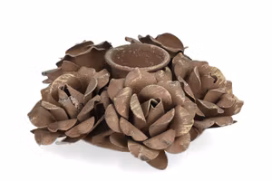 Ljusstake med romantiska rosor i metall