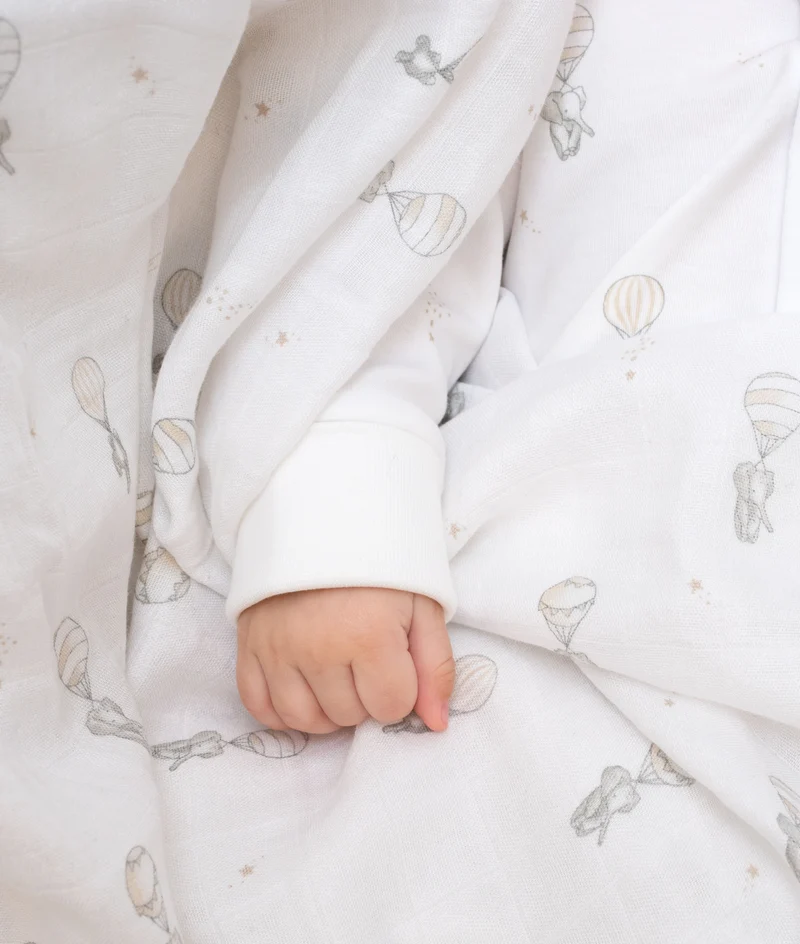 Flying Elephants Swaddle - Livly