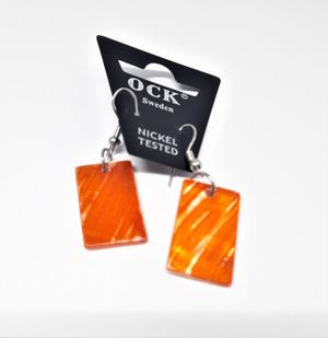 Örhängen av Snäckskal Orange