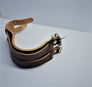 Brett Armband Brunt Läder