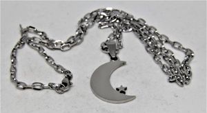 Halsband med Månskära med Stjärna Silverfärg
