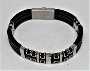 Armband med Gummi och Ståldetaljer