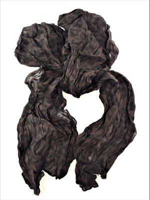 Snygg mörkbrun mönstrad scarf