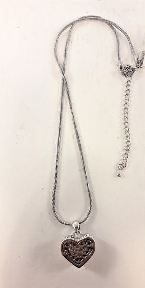Halsband med hjärta och strass Silverfärg
