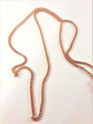 Halsband i kopparfärg ca 80 cm