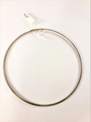 Stelt halsband i matt guldfärg