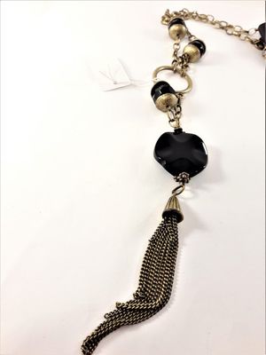 Halsband med Detaljer Svart och Guldfärg