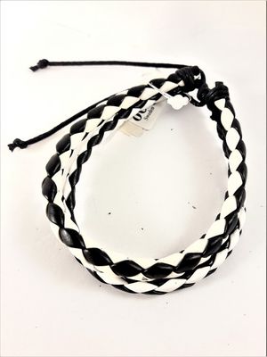 Armband Flätat Läder Svart och Vit