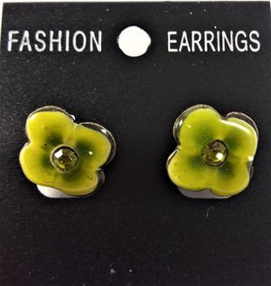 Emaljerade Örhängen i Form av Blomma Ljusgrön