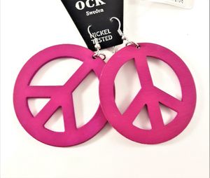 Örhängen i Trä med Peacemärke Cerise