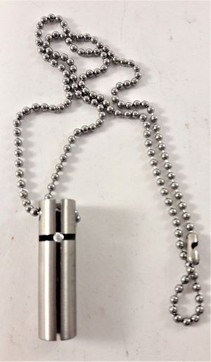Halsband med Avlångt Hänge Silverfärg