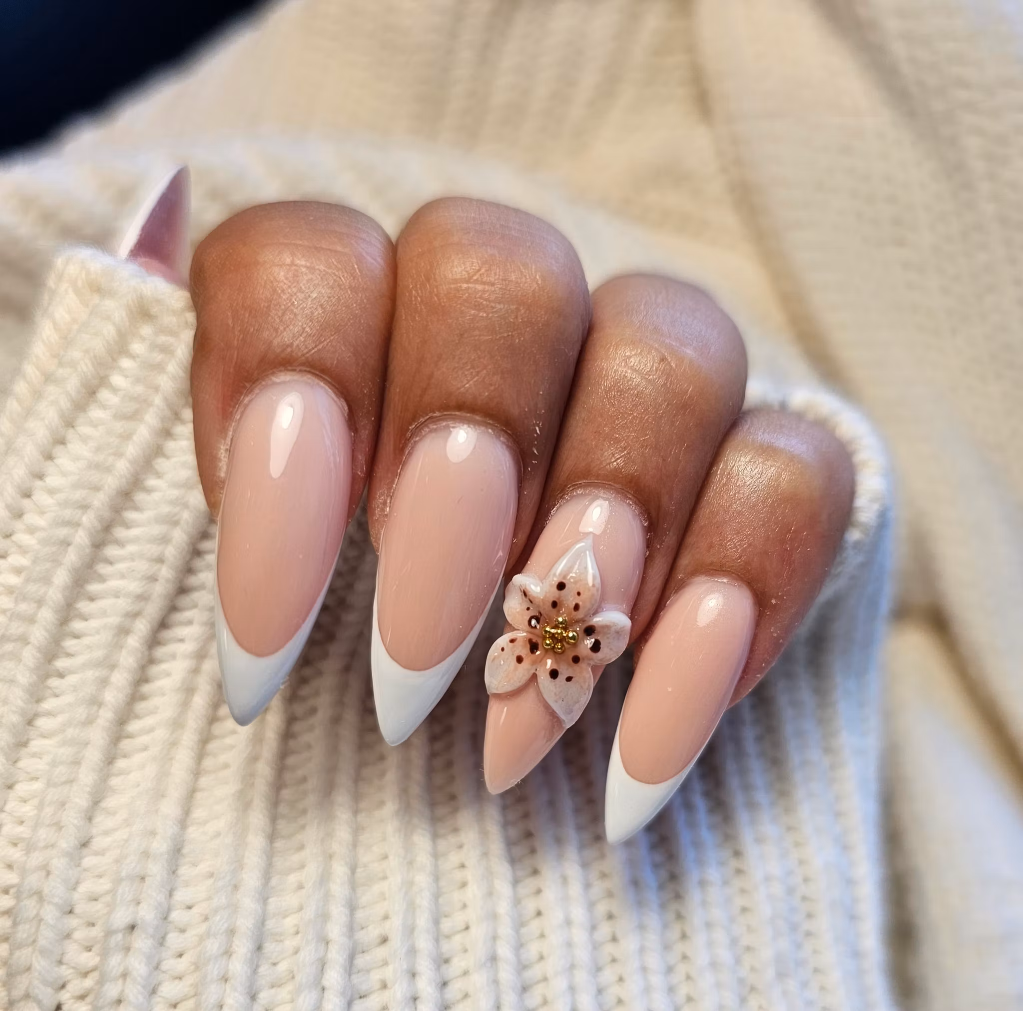 Almond Nude - Low viscosity 30g