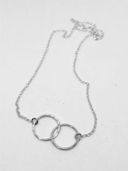 Halsband Together