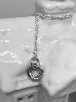 Halsband Liten Trippel