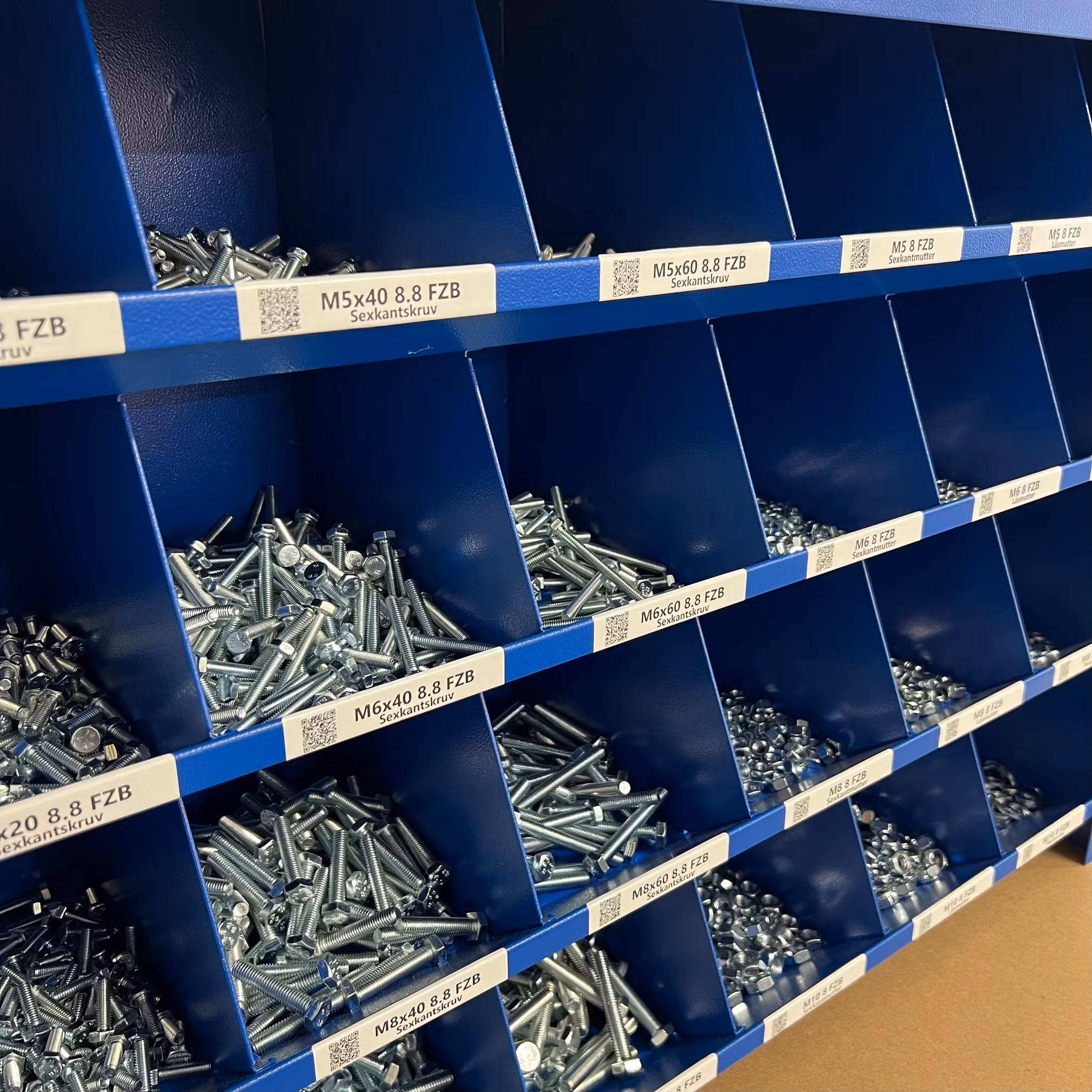 Insex 8.8 FZB M5-M10 Bultfack 24