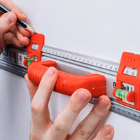 Skär och markeringslinjal 750 mm