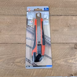 Brytbladskniv bladbredd 18 mm