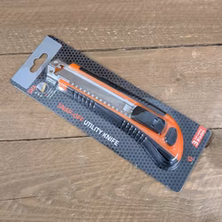 Brytbladskniv med 3 st blad