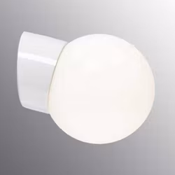 Vägglampa Ifö Electric Classic Glob 150 LED Vit