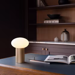 Bordslampa Astro Zeppo Portable