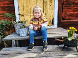 Stickmönster: Barnkoftan Vildblom