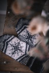 Stickmönster: Vanten Vintertid