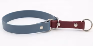 Hundhalsband halvstryp i två färger