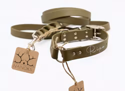 Fast hundhalsband i Biothane® med ring på mitten