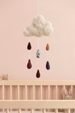 Tovad mobil i svensk ull