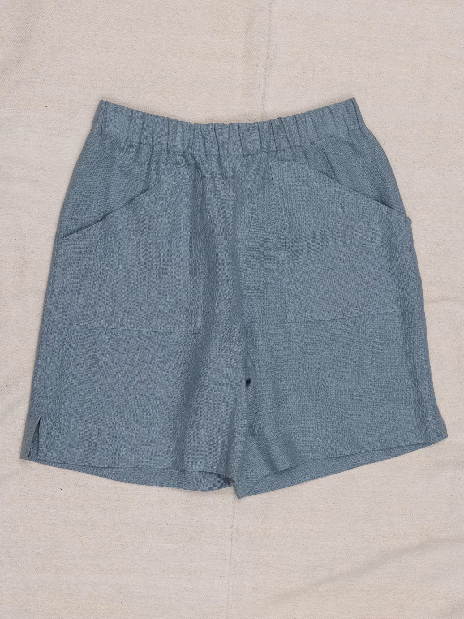 Shorts Kajsa i certifierat linne. Sys i Sverige.