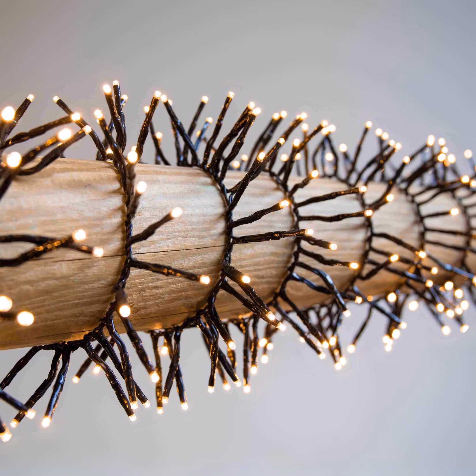 Julbelysning utomhus LED kluster ljusslinga  6m – 15 meter med  upp till 1500 lampor